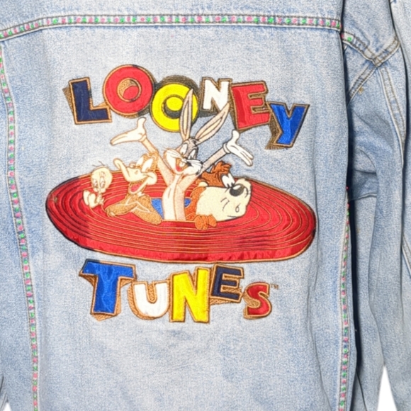Top Line Looney Tunes Blue Denim Embroidery Back Size XL - Picture 13 of 16
